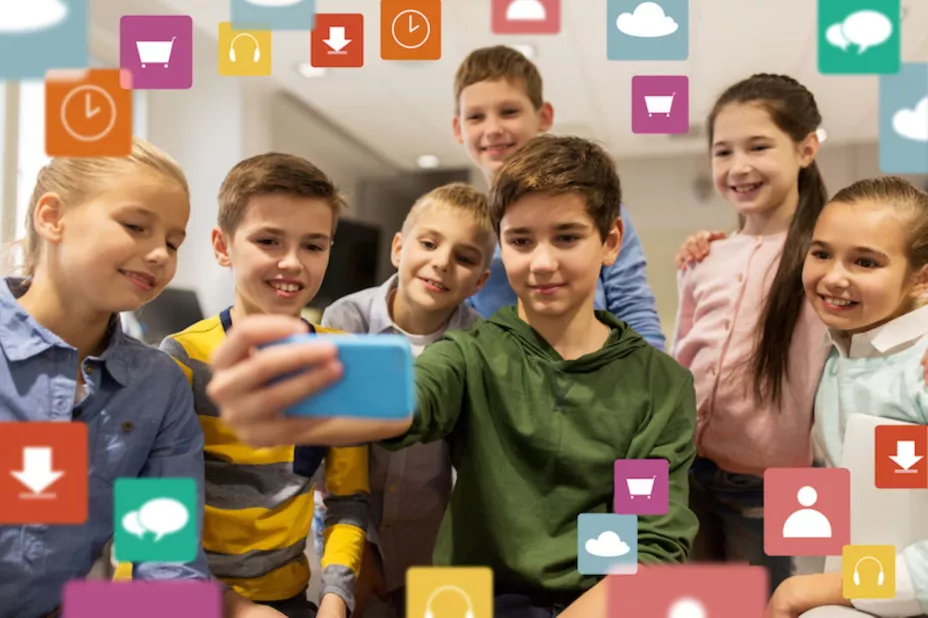 niños en redes sociales dolgachov (1).jpg