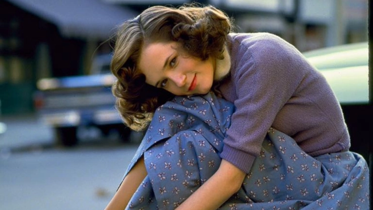 El público se ha sorprendido por el cambio de Lea Thompson actriz que dio vida a la madre de Marty McFly en Volver al Futuro