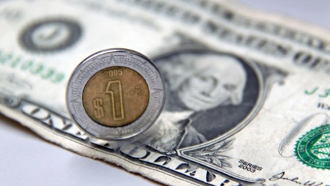 En enero de 2023, el peso cotizó su mejor valor frente al dólar en casi tres años