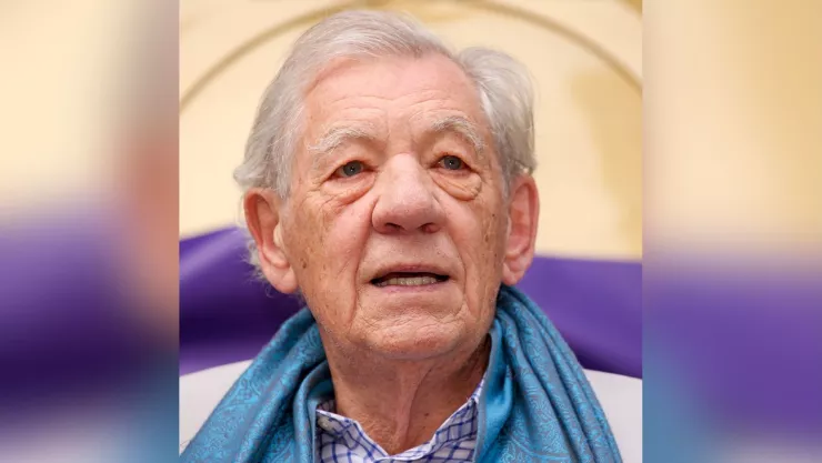 En la foto, Ian McKellen durante un discurso que dio en ‘The Londoner Hotel’ el 3 de octubre del 2022 en Londres, Inglaterra.