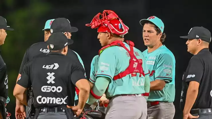 Trevor Bauer lanzador Diablos Rojos del México