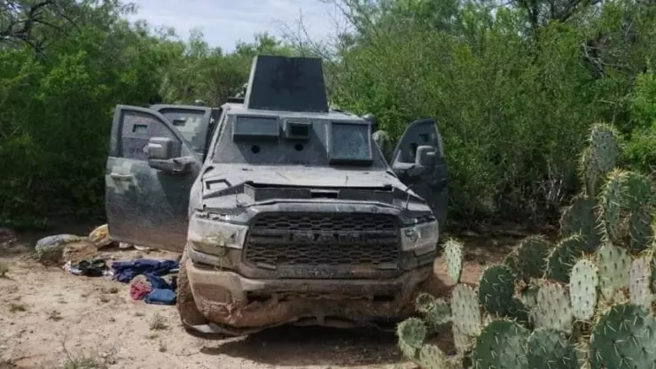 Las autoridades han decomisado vehículos y armamento utilizado por el Cártel del Golfo.