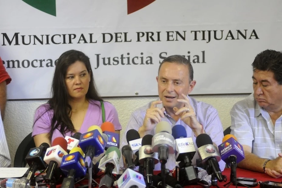 El candidato de del PRI, Fernando Castro Trenti, responsabilizó a la empresa PROISI de las fallas del Programa del PREP en las elecciones locales pasadas