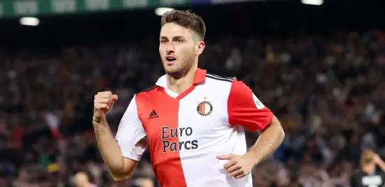 Santiago Giménez tuvo su primer encuentro como titular con el Feyenoord