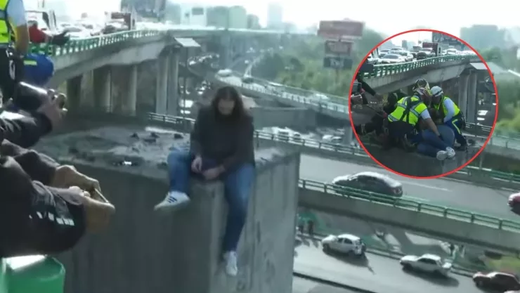 Hombre intenta arrojarse del segundo piso de Periférico y es rescatado EN VIVO (VIDEO)