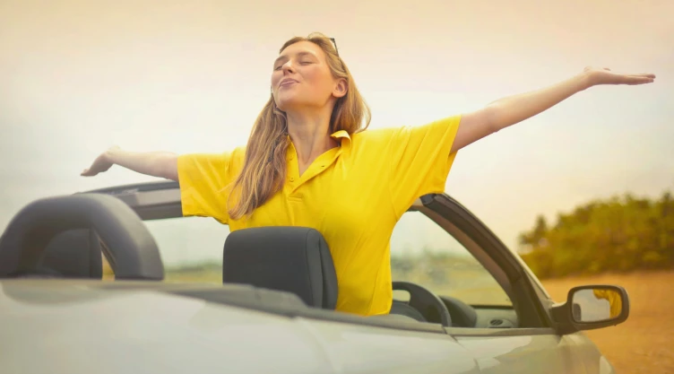 El significado psicológico de vestir de color amarillo.jpg