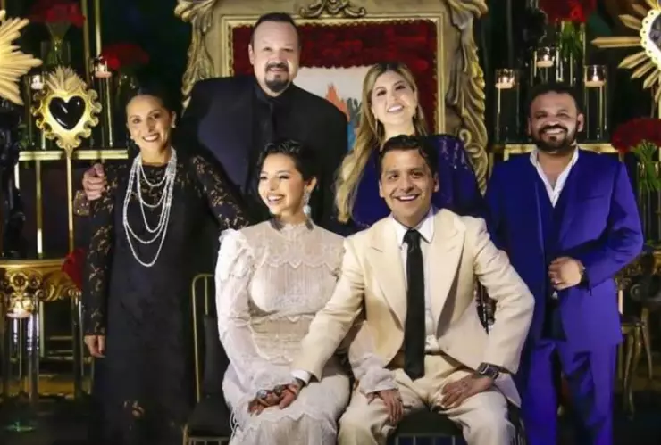 Última hora_ Pepe Aguilar comparte primeras fotos de la boda de Ángela Aguilar y Christian Nodal.jpg