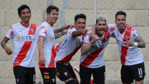 Omar Asad debuta con goleada de 8-0 en Bolivia.