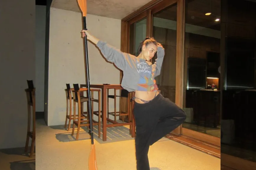 Danna posando.jpg