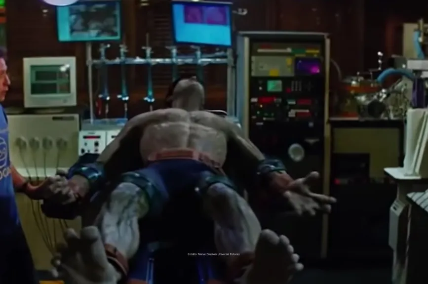Edward Norton Hulk TV Azteca_16.jpg