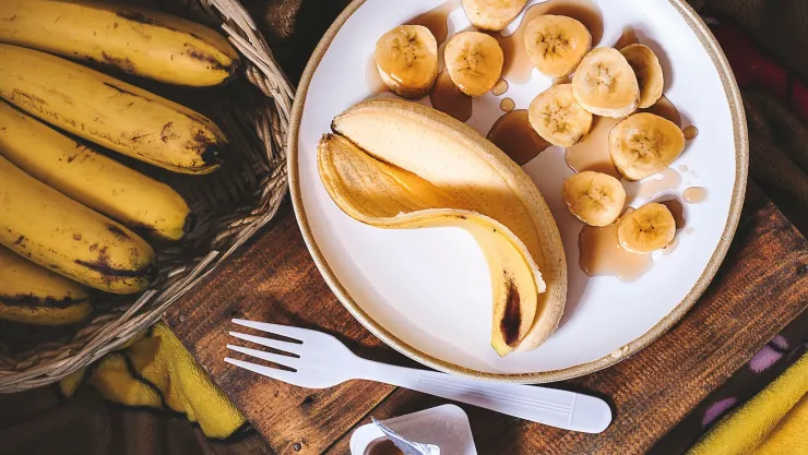 Los beneficios de tomar licuado de plátano con avena