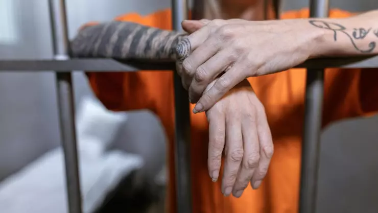 Mujer es sentenciada por abusar sexualmente de su hijo en Tlajomulco