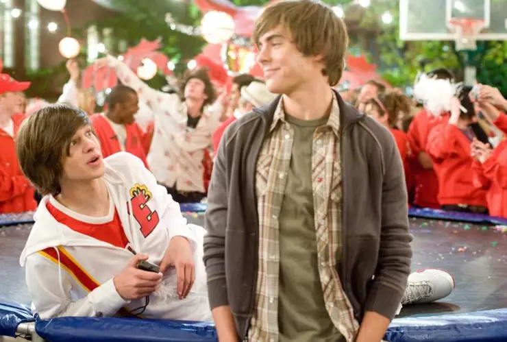 Arrestan a Matt Prokop, actor de High School Musical 3, por posesión de pornografía infantil.png