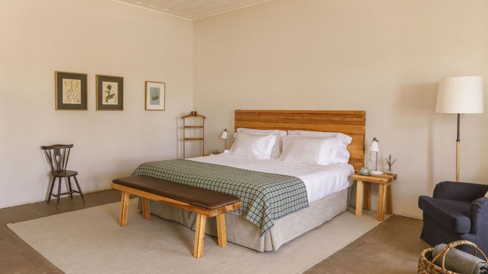 barrocal-farm-room.jpg