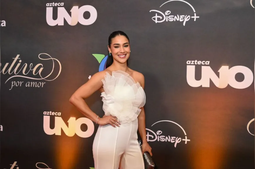 Las mejores imágenes de la alfombra roja de Cautiva por Amor