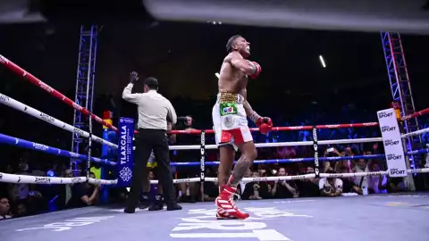 Victoria Alacrán Berchelt Jeremy Triana