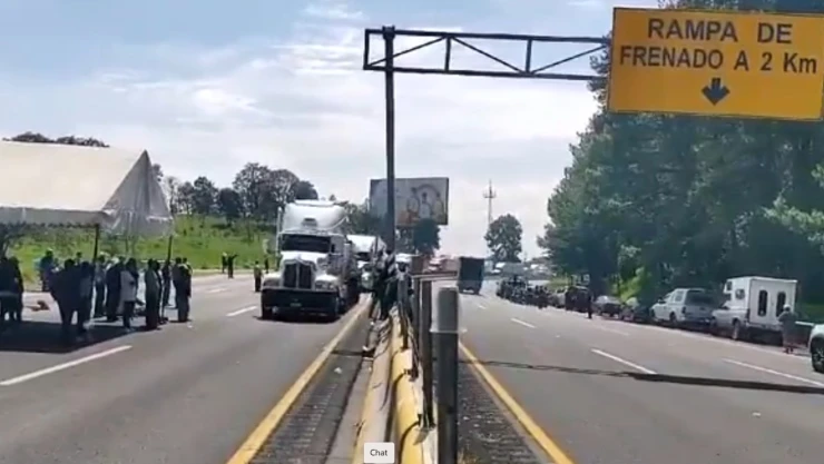autopista-méxico-puebla-ejidatarios-mantienen-bloqueo-ambos sentidos-kilómetro-74-reapertura