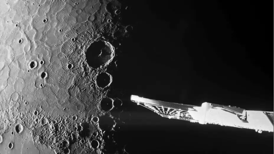El polo norte de Mercurio captado por la sonda espacial euro-japonesa BepiColombo.