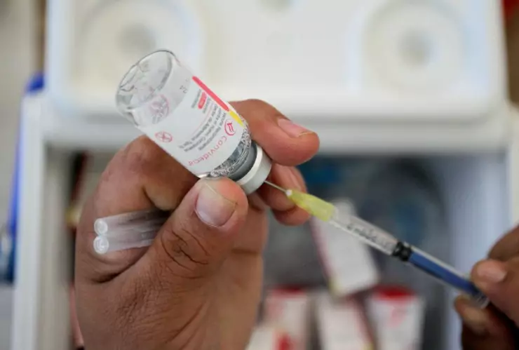 Llegaron730 mil dosis de CanSino que se envasarán en Querétaro