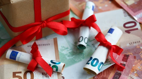 Ley del doble aguinaldo en México: La cantidad que tendrías con el salario mínimo