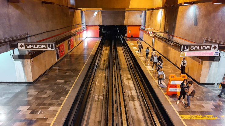 Toma precauciones. La mitad de la red del sistema metro está afectada.