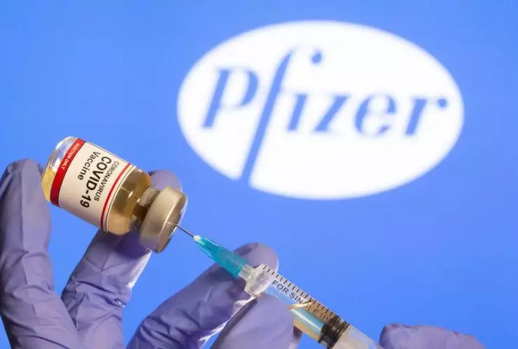 Pfizer solicitará en agosto la autorización a la FDA de Estados Unidos para aplicar la tercera dosis de su vacuna contra la COVID-19.