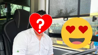 La foto del conductor originó halagos, memes y comentarios en tono humorístico