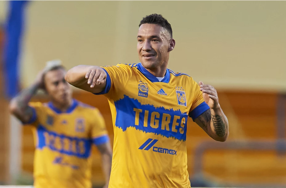 Jesús Dueñas, ídolo de los Tigres.