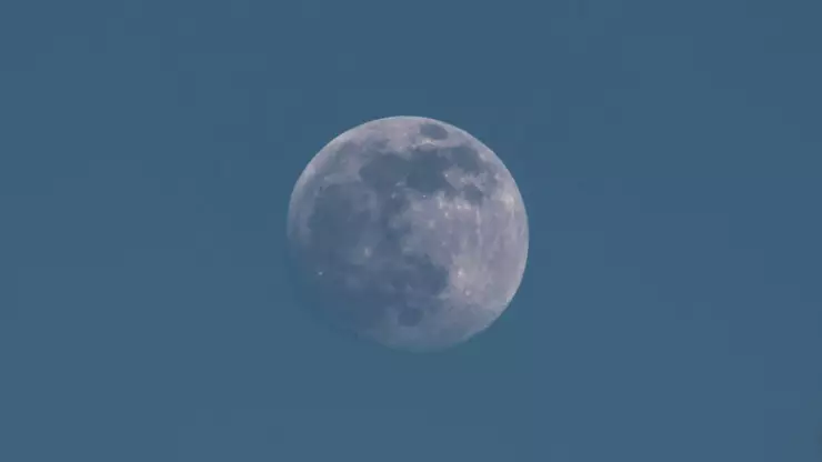 Primera Luna Nueva de 2026