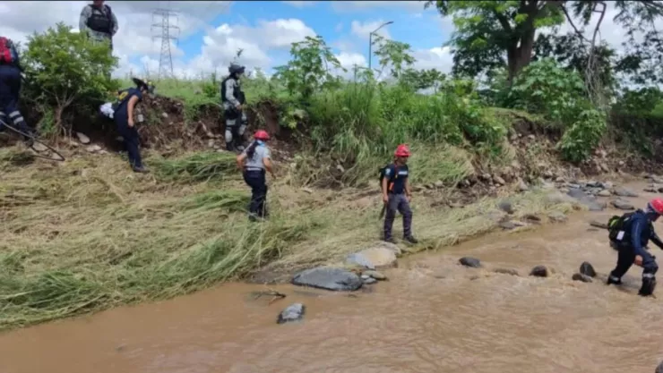 Muere hombre en Pihuamo tras el paso del huracán Lidia