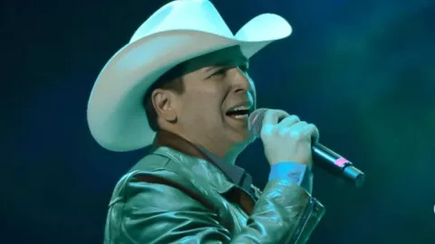 El cantante Bobby Pulido se postuló para congresista en Estados Unidos