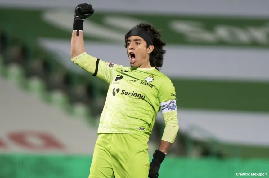 Carlos Acevedo portero de Santos Laguna