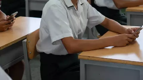 ¡Atención! ¿Prohibirán uso de celulares en escuelas de Yucatán?; esto se sabe