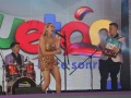 Todos bailamos con la música de Montserrat Fernández