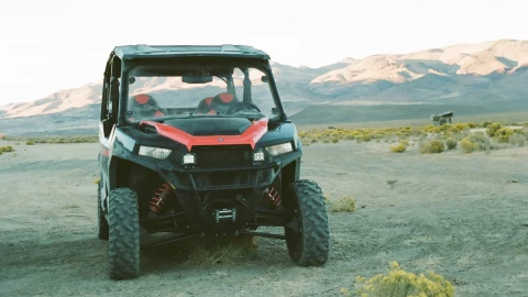 Vehiculo todoterreno en terracería