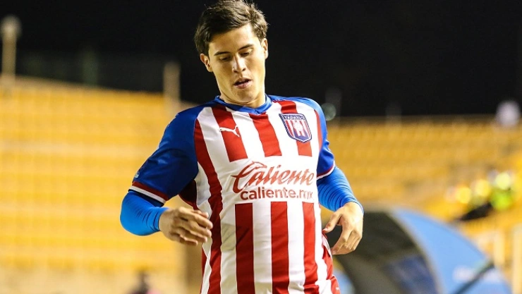 Chivas buscaría repatriar a este jugador pero tendría que desembolsar 1 millón de dólares.jpg
