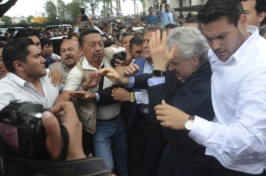 Agresión a gobernador electo de Veracruz