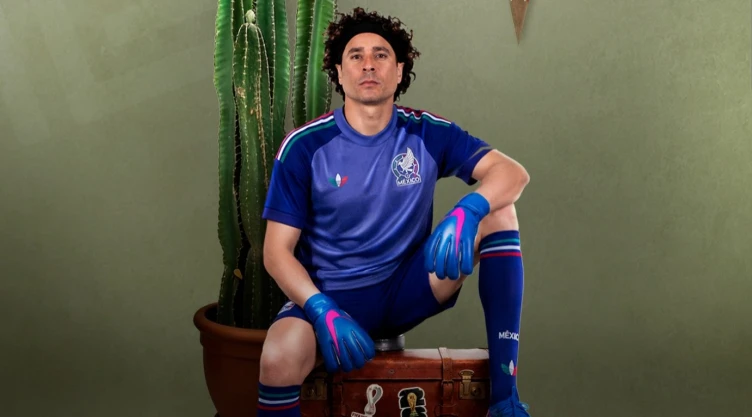 Memo Ochoa, con el corazón a flor de piel tras ser convocado para su sexta Copa Mundial de la FIFA™