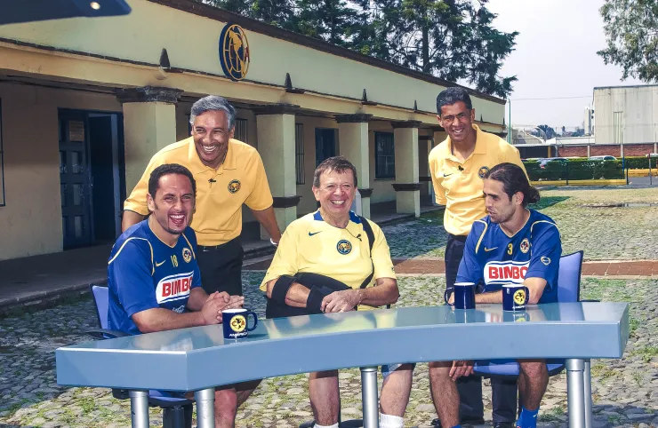 Chabelo le iba al América