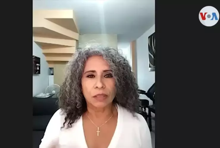 Fotoperiodista enfrenta el reto de trabjar con hombres