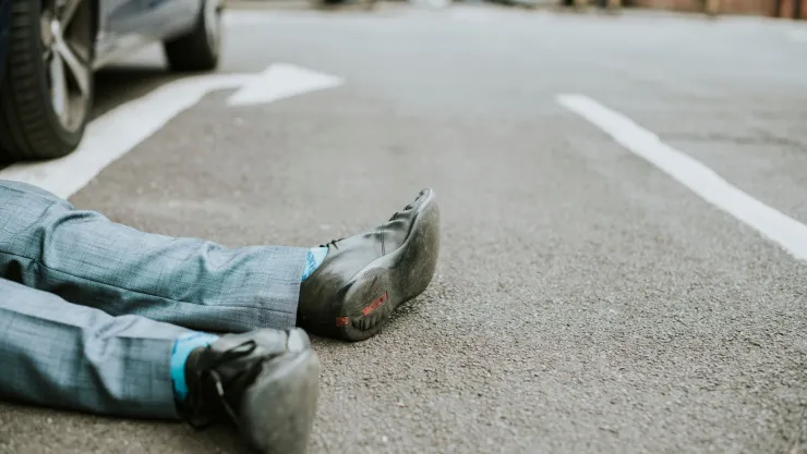 ¡No es una escena de acción! Hombre fue atropellado en cámara lenta.jpg