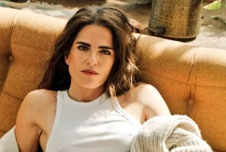 Karla Souza