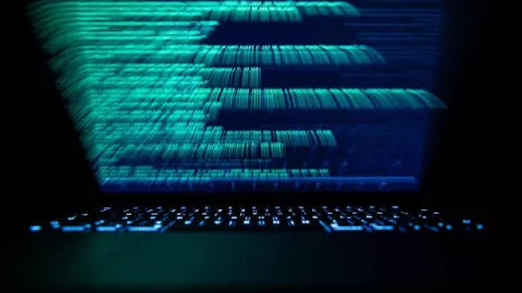 may-2022-badenwuerttemberg-rottweil-a-hacking-program-is-open-on-a-picture-id1240553765