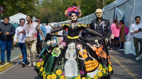 Desfile-Día-de-Muertos-2024-CDMX-en-vivo-hoy-horario-ruta-y-últimas-noticias-este-sábado-2-de-noviembre