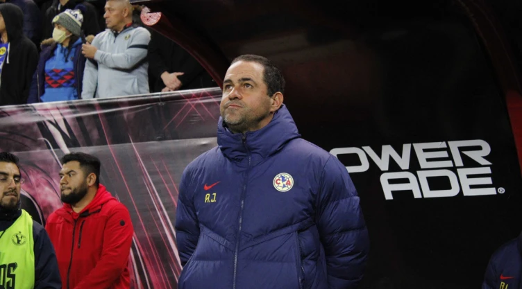 André Jardine, técnico del América