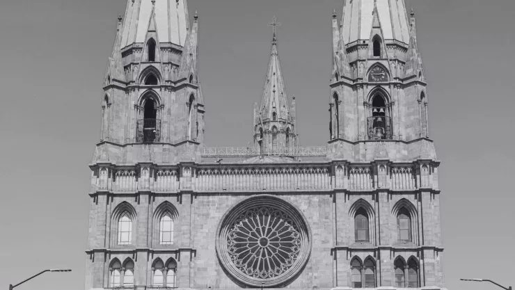 Leyenda de las Tres Cruces en El Sauz de Cajigal en Arandas; ¿de qué trata?