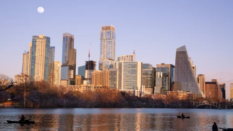 una vista del skyline de la hermosa ciudad de Texas. 