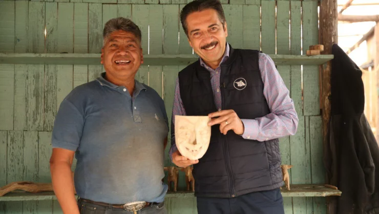 Una máscara donde se esconde el ingenio.