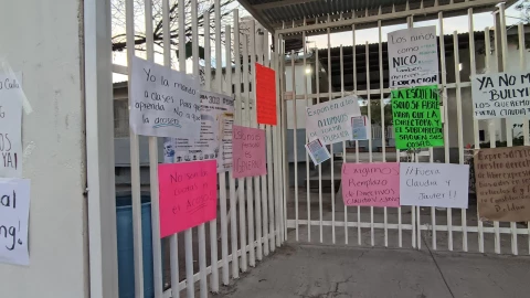 primaria Narciso Mendoza en Mármol 1