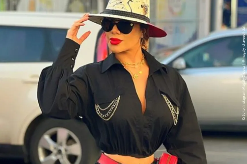 Magaly Chávez con sombrero..jpg